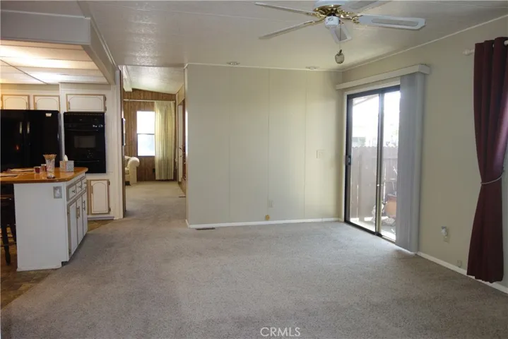 833 S Lyon Avenue, Hemet, California 92543