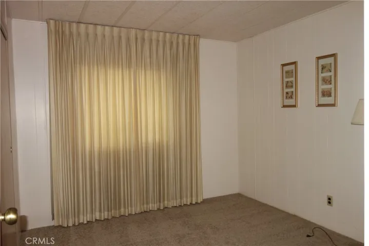 833 S Lyon Avenue, Hemet, California 92543