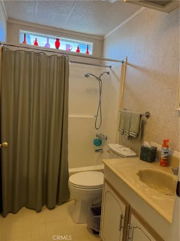833 S Lyon Avenue, Hemet, California 92543