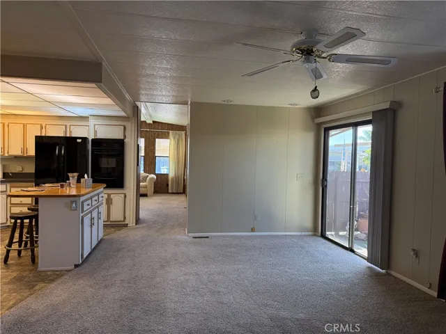 833 S Lyon Avenue, Hemet, California 92543