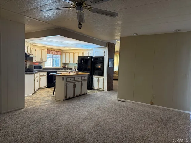 833 S Lyon Avenue, Hemet, California 92543