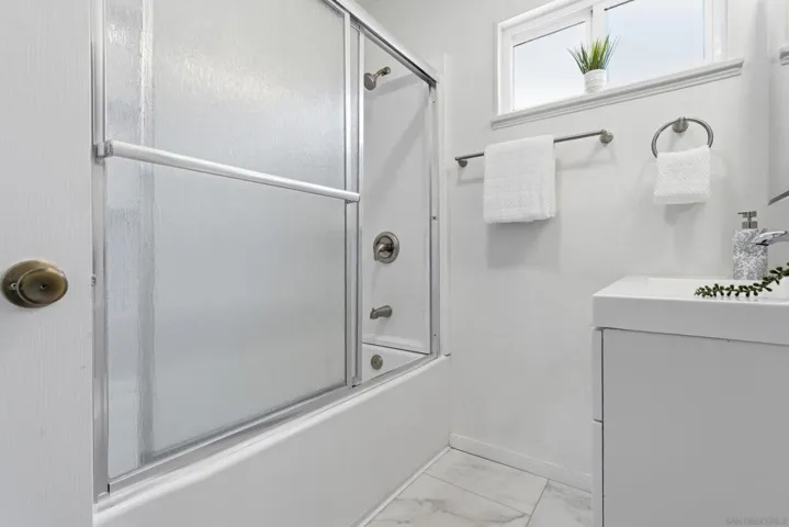 2113 Imogene, San Diego, California 92154