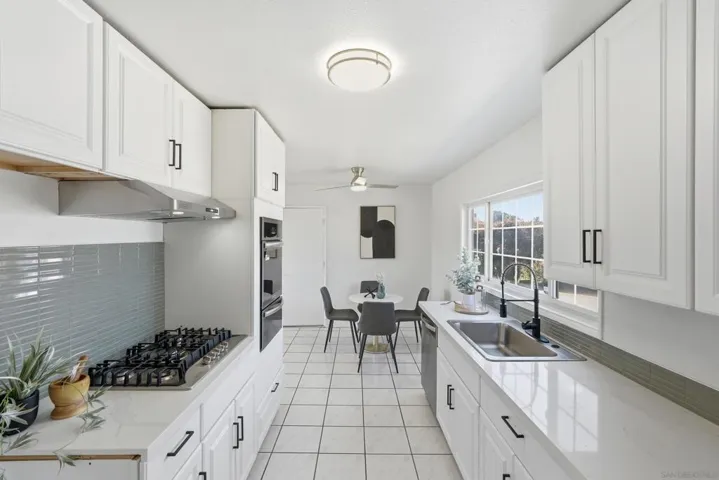 2113 Imogene, San Diego, California 92154