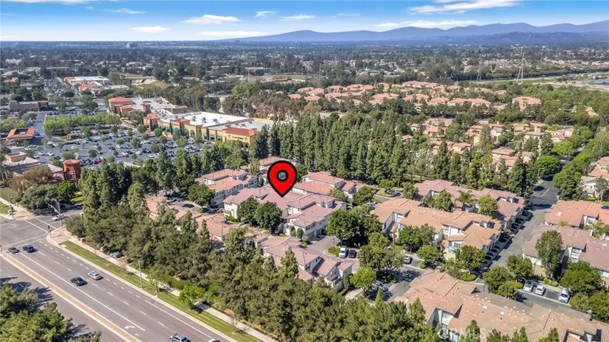 304 Birch Grove, Irvine, California 92618