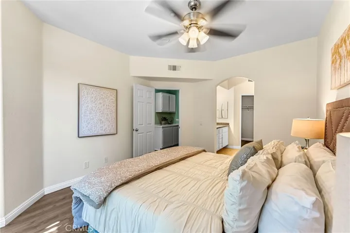 304 Birch Grove, Irvine, California 92618