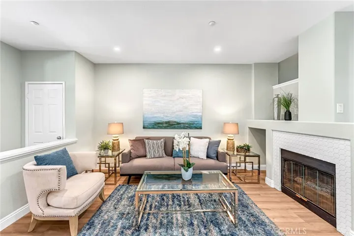 304 Birch Grove, Irvine, California 92618