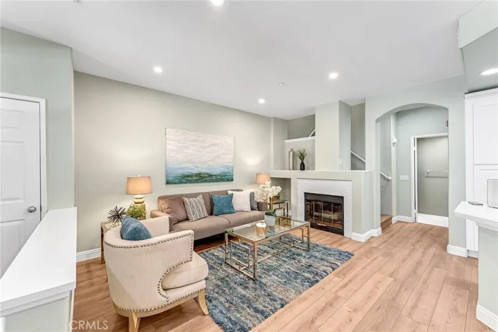 304 Birch Grove, Irvine, California 92618