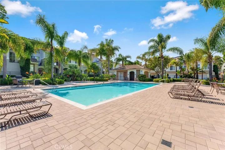 304 Birch Grove, Irvine, California 92618