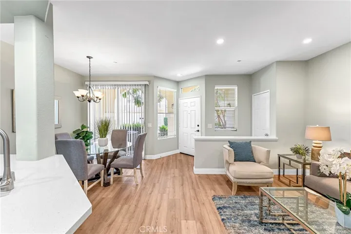304 Birch Grove, Irvine, California 92618
