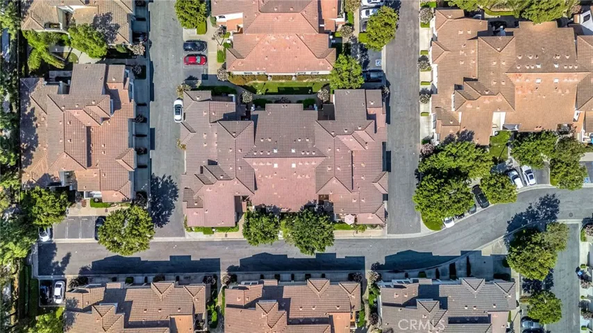 304 Birch Grove, Irvine, California 92618