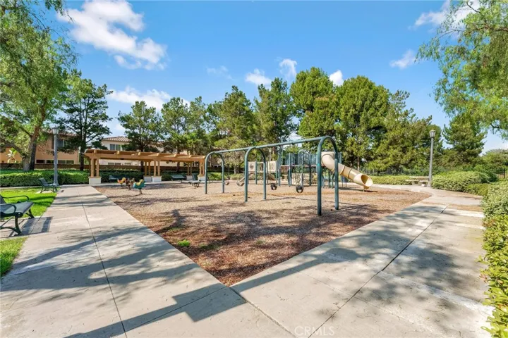 304 Birch Grove, Irvine, California 92618