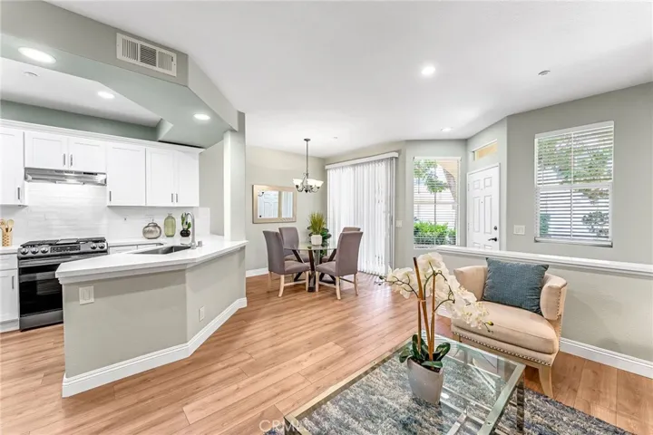 304 Birch Grove, Irvine, California 92618