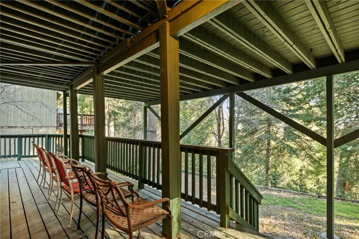 1 floor deck