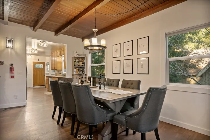 717 Crest Estates, Lake Arrowhead, California 92352