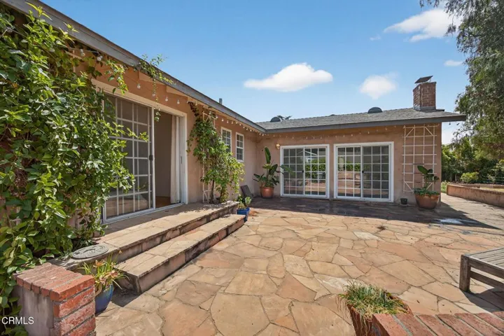 1-web-or-mls-UpmarketMedia-1977-1981SRic