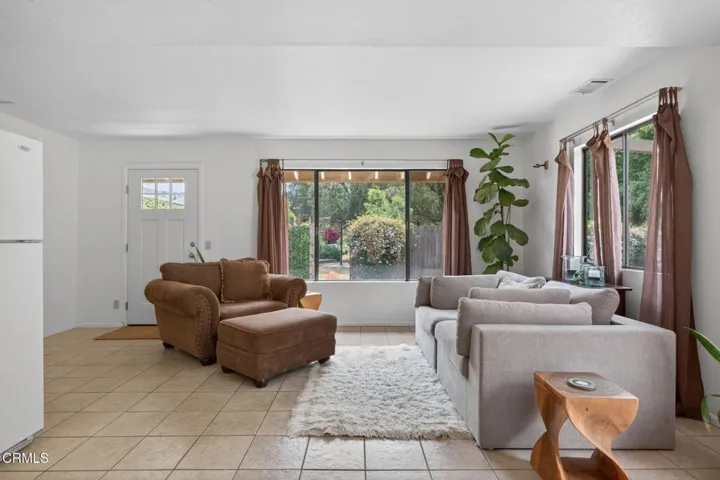 1-web-or-mls-UpmarketMedia-1977-1981SRic