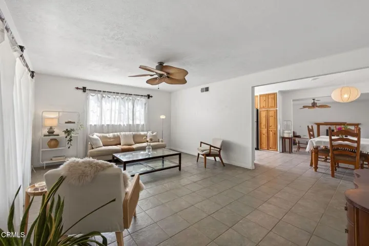 1-web-or-mls-UpmarketMedia-1977-1981SRic