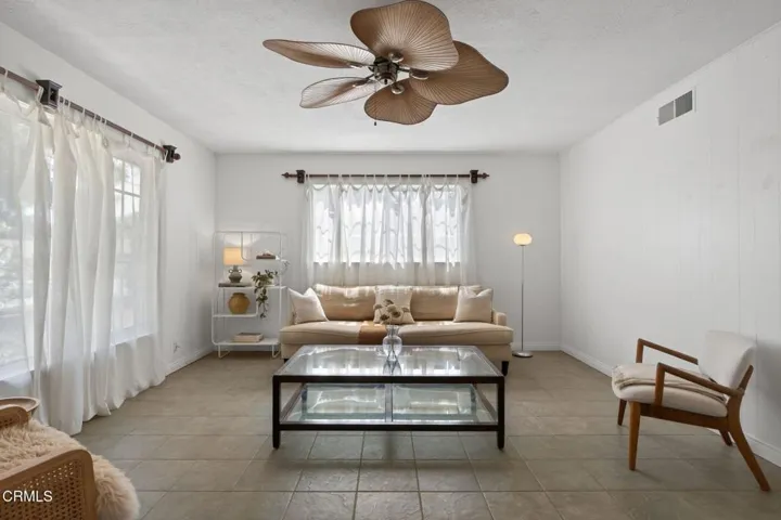 1-web-or-mls-UpmarketMedia-1977-1981SRic