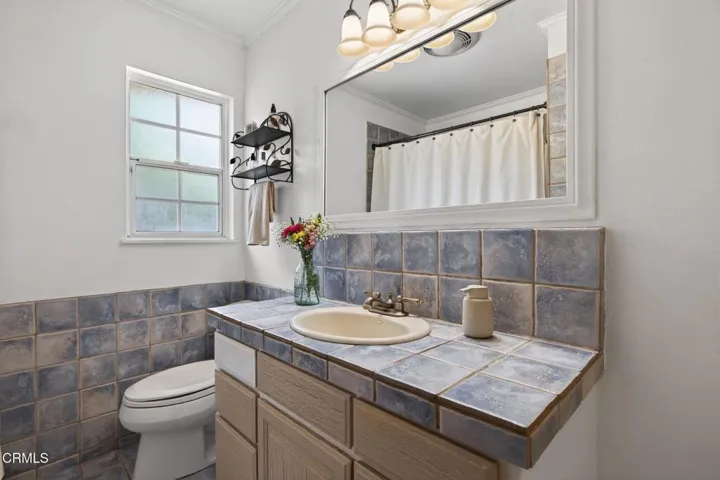 1-web-or-mls-UpmarketMedia-1977-1981SRic