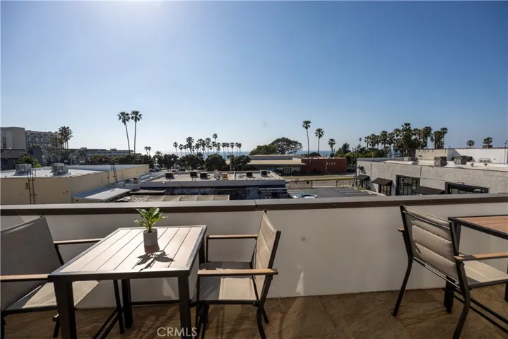 317 S Broadway, Redondo Beach, California 90277