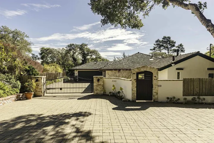 3540 Oak Place, Carmel By The Sea, California 93923