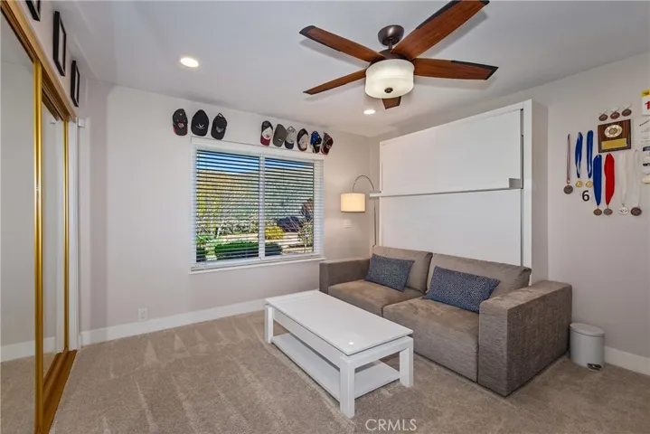 Guest bedroom