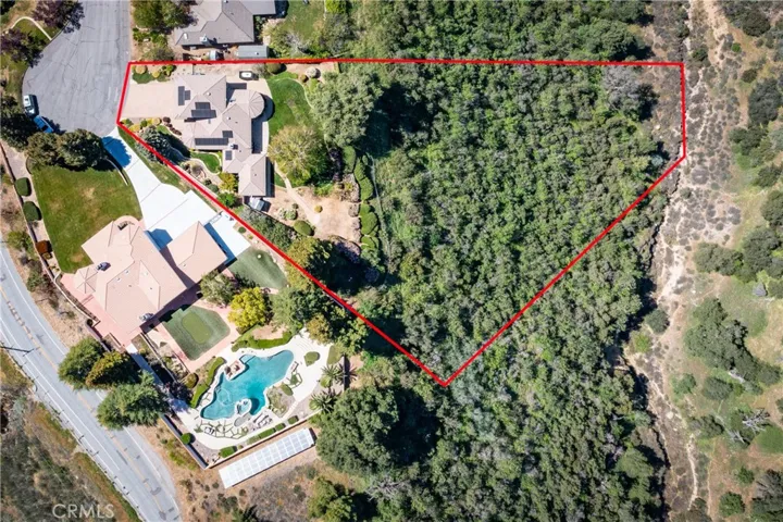 Aeriel Image - lot lines are approximate
