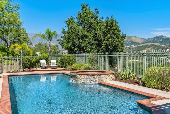 5 Highpoint, Rancho Santa Margarita, California 92679