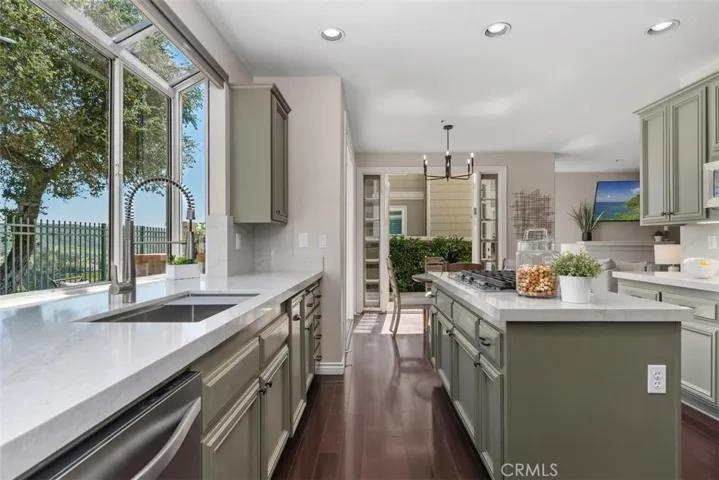 5 Highpoint, Rancho Santa Margarita, California 92679