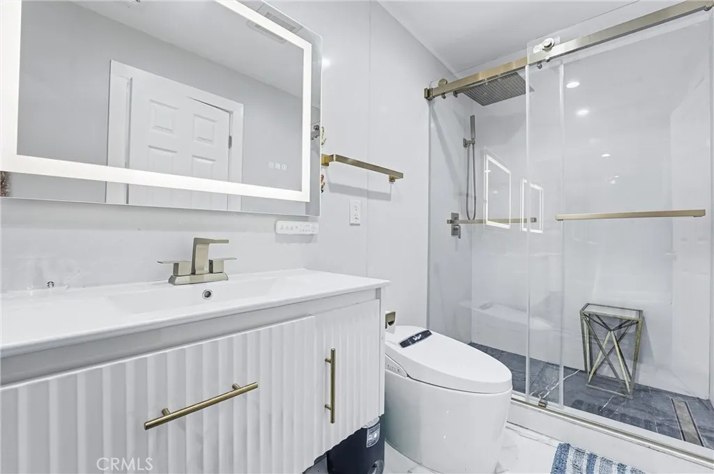 First Unit- Master Bathroom