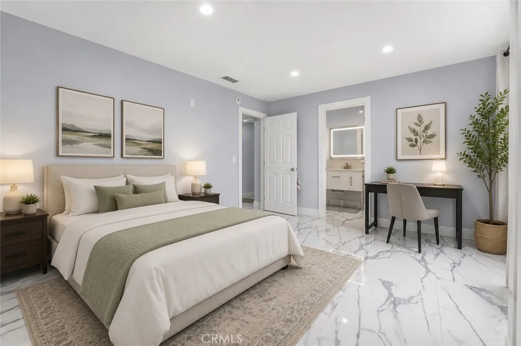 Virtual Stage
First Unit_ Master Bedrooms