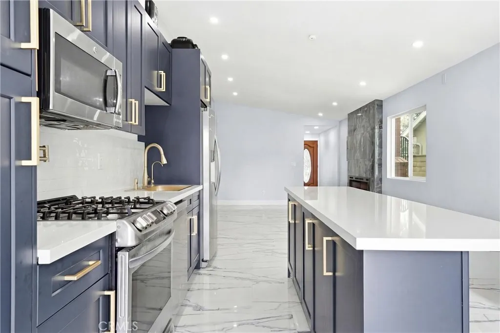 First Unit_Kitchen