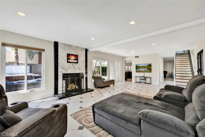 22702 Islamare, Lake Forest, California 92630