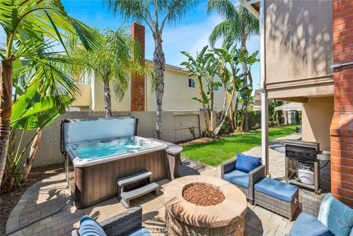 22702 Islamare, Lake Forest, California 92630
