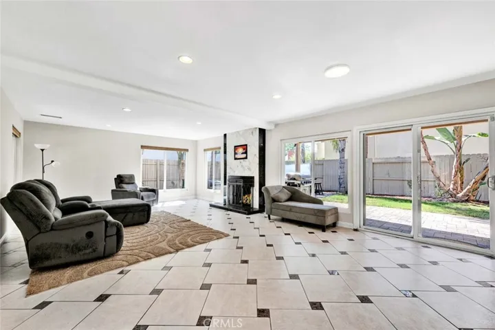 22702 Islamare, Lake Forest, California 92630