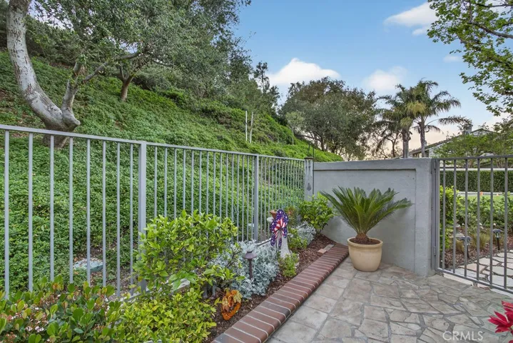 847 S Amber Lane, Anaheim Hills, California 92807