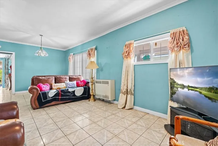 2823 E 6th, Los Angeles, California 90023