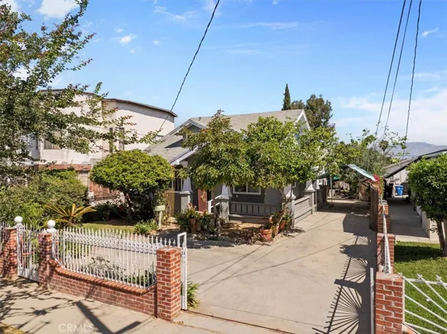 2823 E 6th, Los Angeles, California 90023