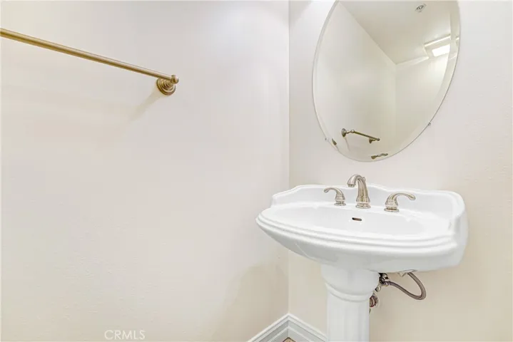 1/2 bath near front door entrance/foyer