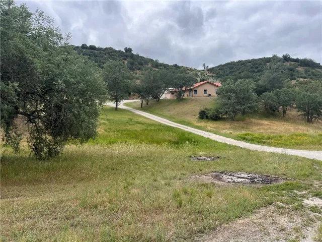 3151 Parkhill, Santa Margarita, California 93453