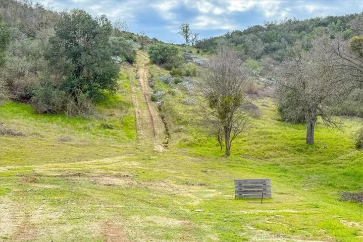 3151 Parkhill, Santa Margarita, California 93453