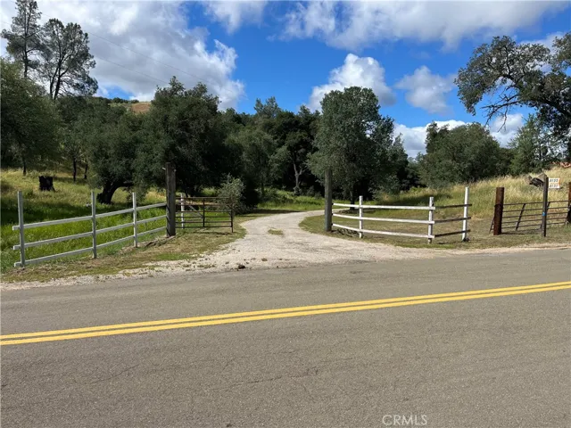 3151 Parkhill, Santa Margarita, California 93453