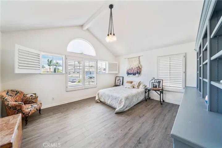 Vaulted ceiling Bedroom.