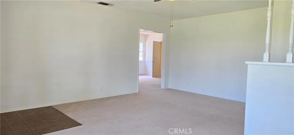Front Room... Entrance