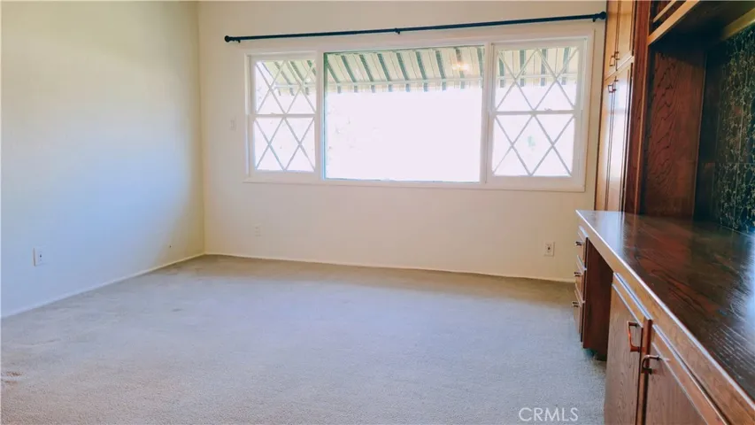 Bonus Room / Den - Great View