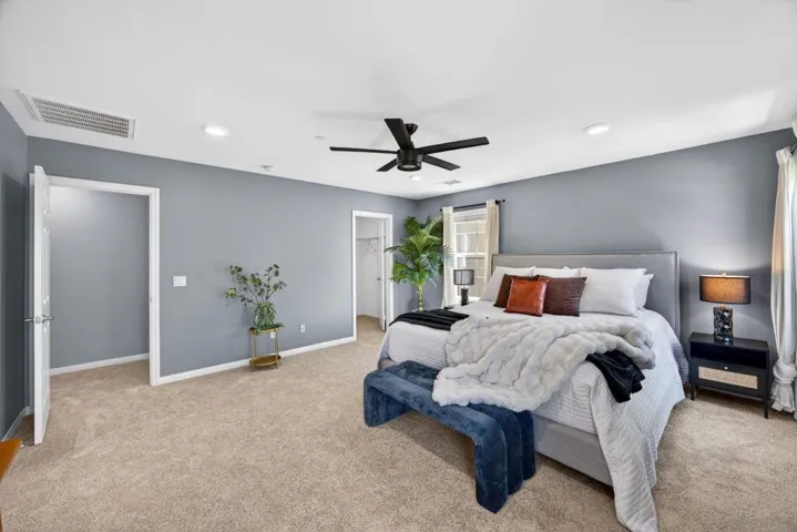 1254 White Oak, El Cajon, California 92020