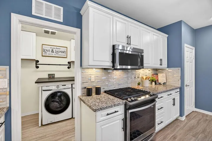 1254 White Oak, El Cajon, California 92020