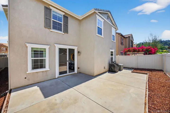 1254 White Oak, El Cajon, California 92020
