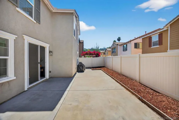 1254 White Oak, El Cajon, California 92020