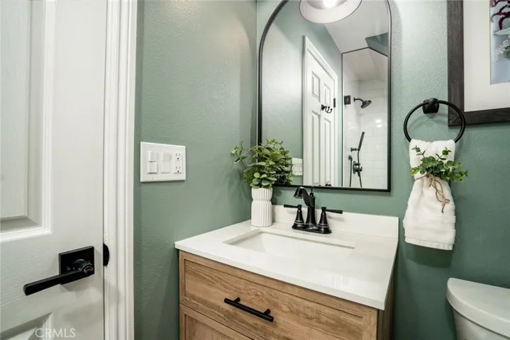 Downstairs bath is super cute!